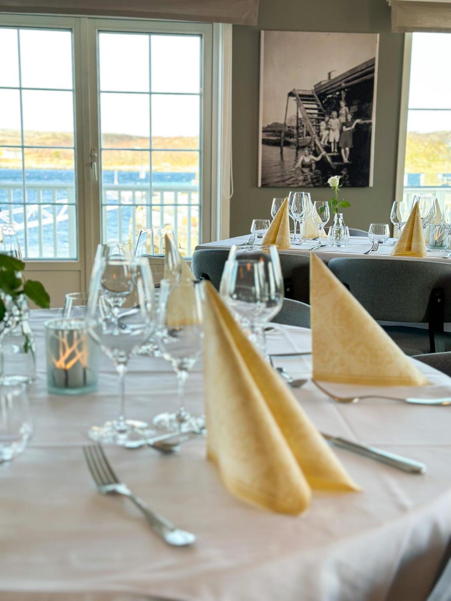 Norsk Havbrukssenter - Rorbuer Hotel Bronnoysund Exterior photo